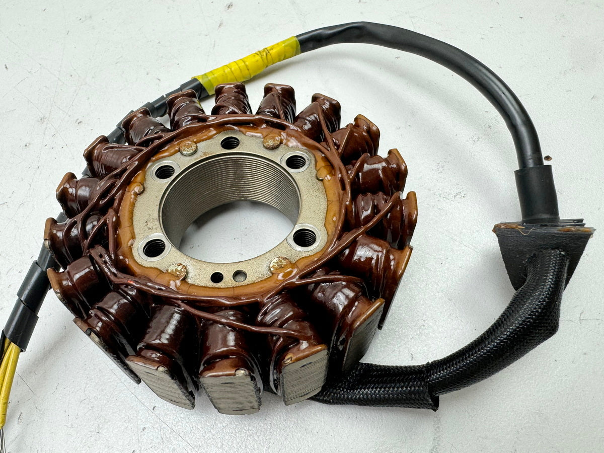 Honda CBR 900 SC28 Lima Stator Lichtmaschine Generator für Motor 92-95
