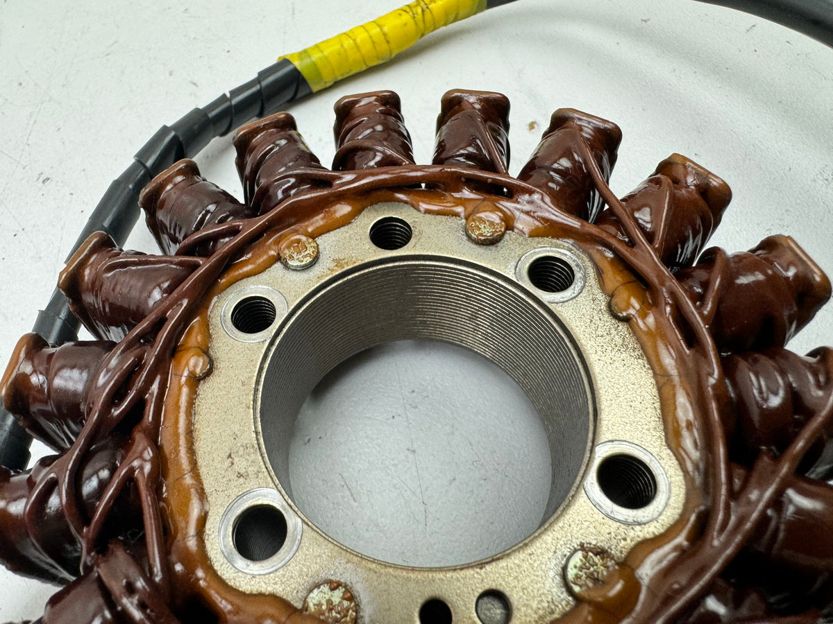 Honda CBR 900 SC28 Lima Stator Lichtmaschine Generator für Motor 92-95