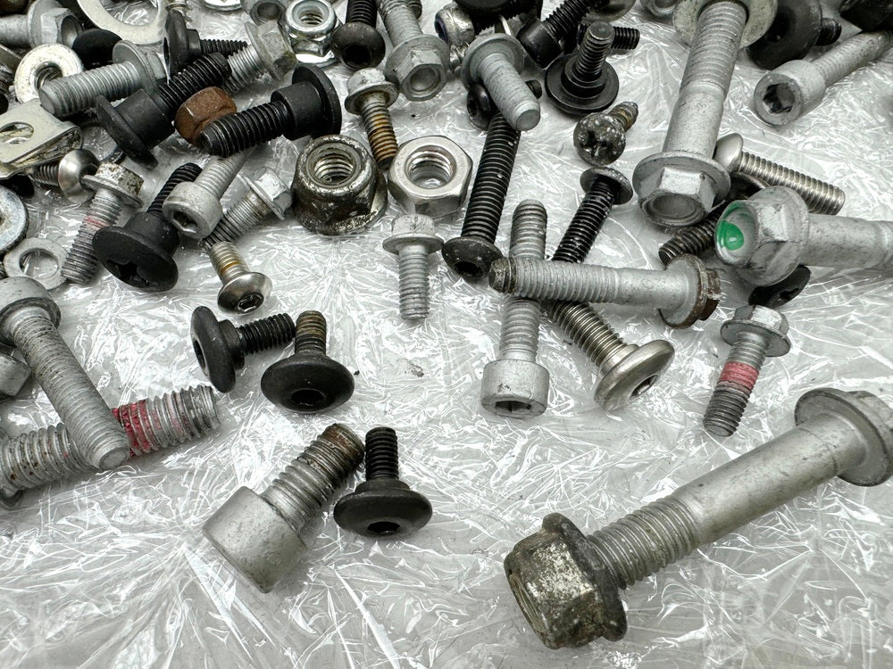 APRILIA RS 125 XA GP Replica Schrauben Kleinteile Halter für Rahmen Verkleidung