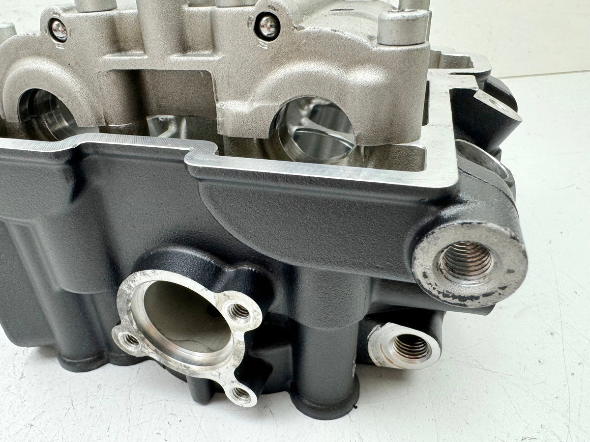 APRILIA RS 125 XA GP Replica Cylinder Head Valves (for engine)