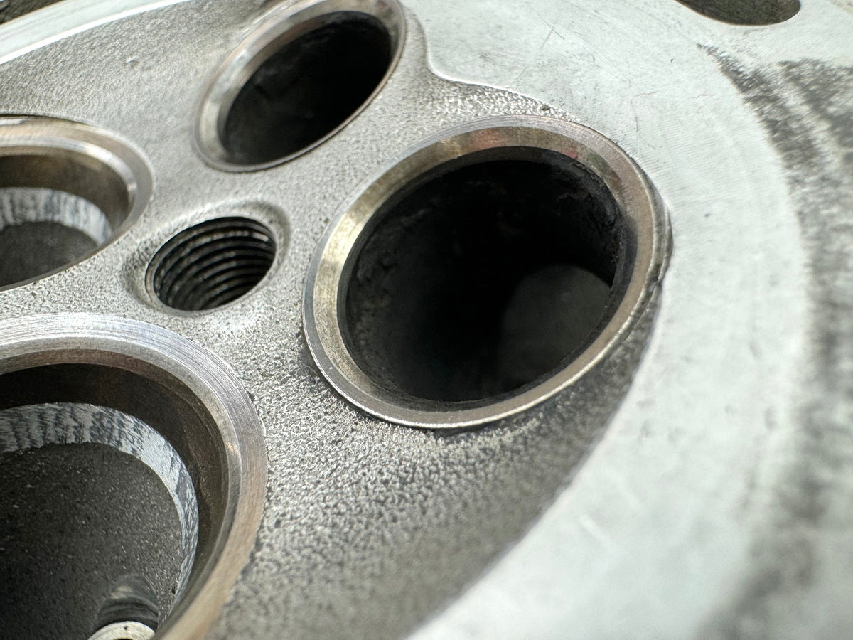 APRILIA RS 125 XA GP Replica Cylinder Head Valves (for engine)