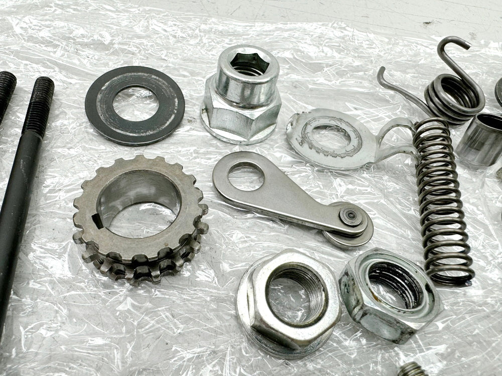APRILIA RS 125 XA GP Replica Screws Small Parts Nuts for Engine Engine Cover