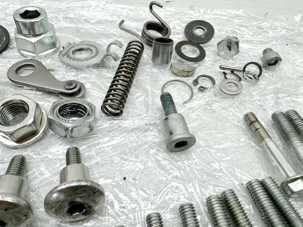 APRILIA RS 125 XA GP Replica Screws Small Parts Nuts for Engine Engine Cover