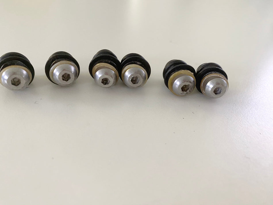 HONDA CBR 600 PC35 FS SPORT Tornillos para goma de parabrisas
