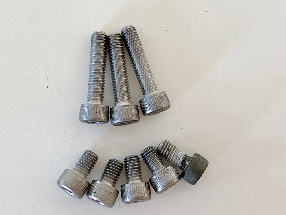 YAMAHA XJ 600S RJ01 DIVERSION Tornillos tapa depósito original (para depósito)