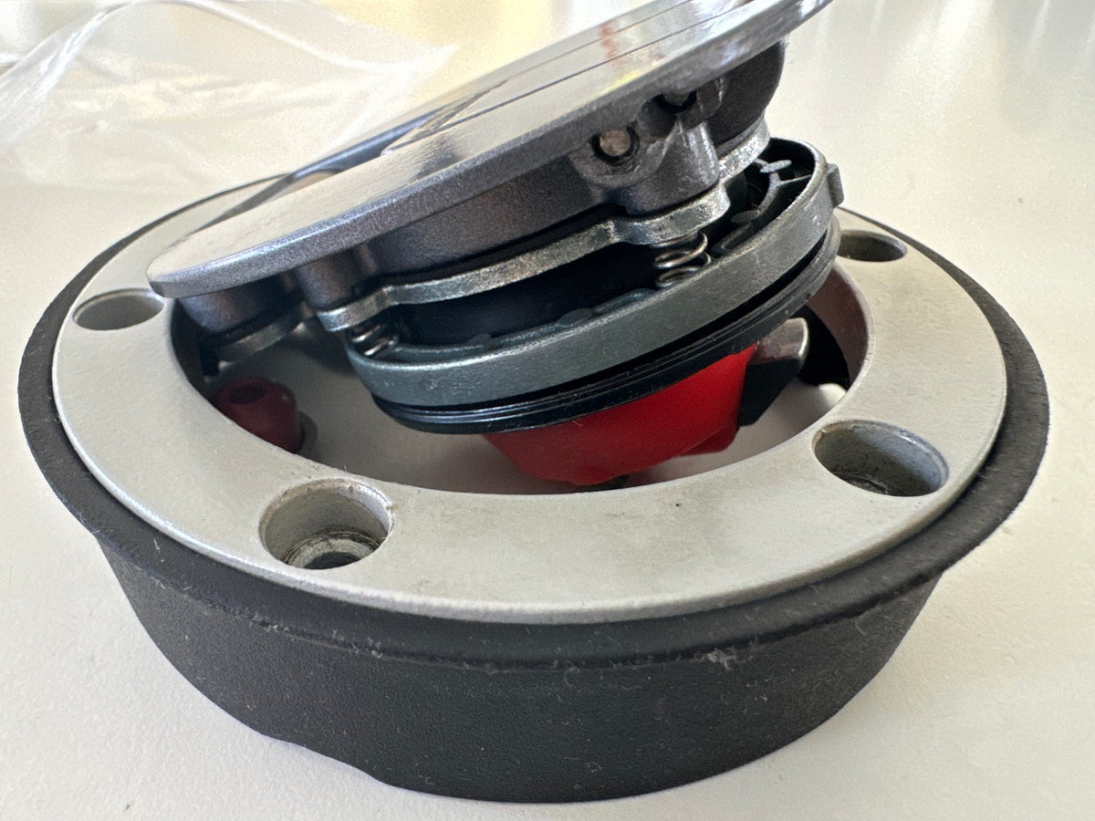 Triumph Street Triple 675 D67LD Tankdeckel Schlüssel Schloß Sitzbank 07-12