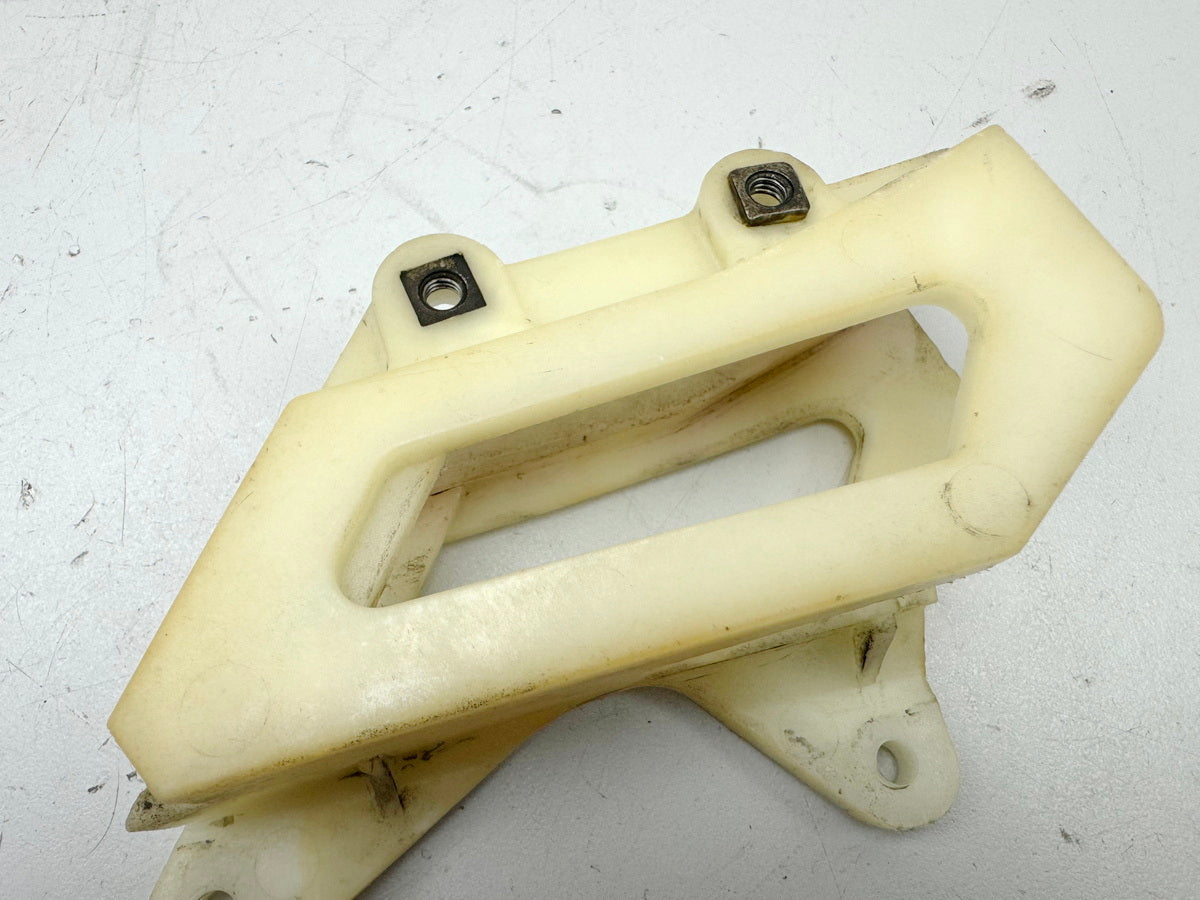 YAMAHA TT 600 E 4GV (4LW) Chain Guide Support Chain Slider Cover