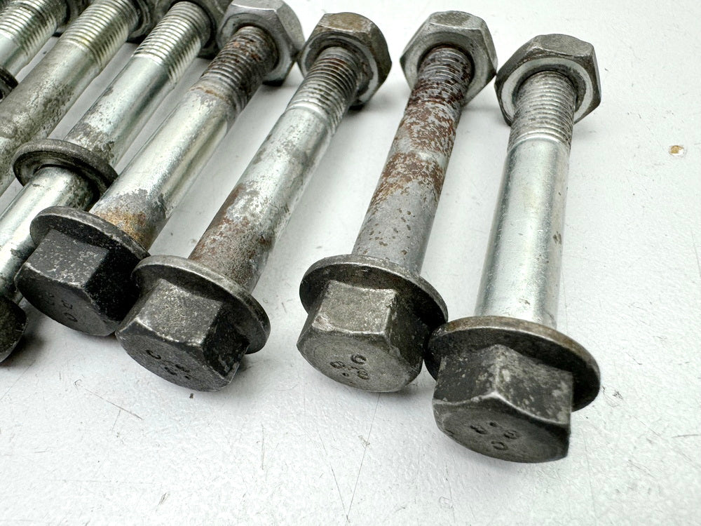 YAMAHA TT 600 E 4GV (4LW) Bracket Engine Screws Axle Engine Mount Support