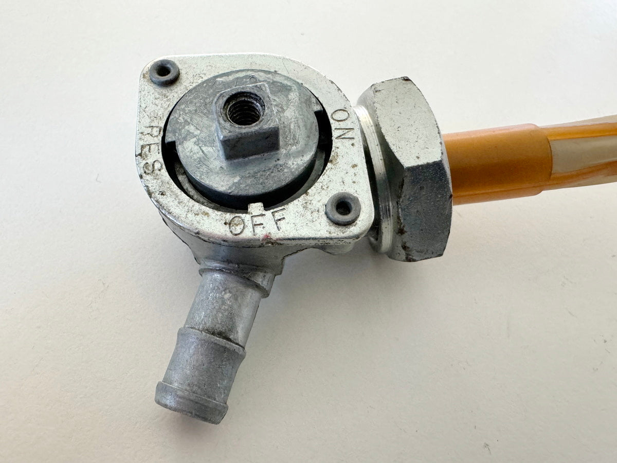 HONDA CBR 600 PC19 PC23 grifo de gasolina original grifo de combustible grifo giratorio para depósito