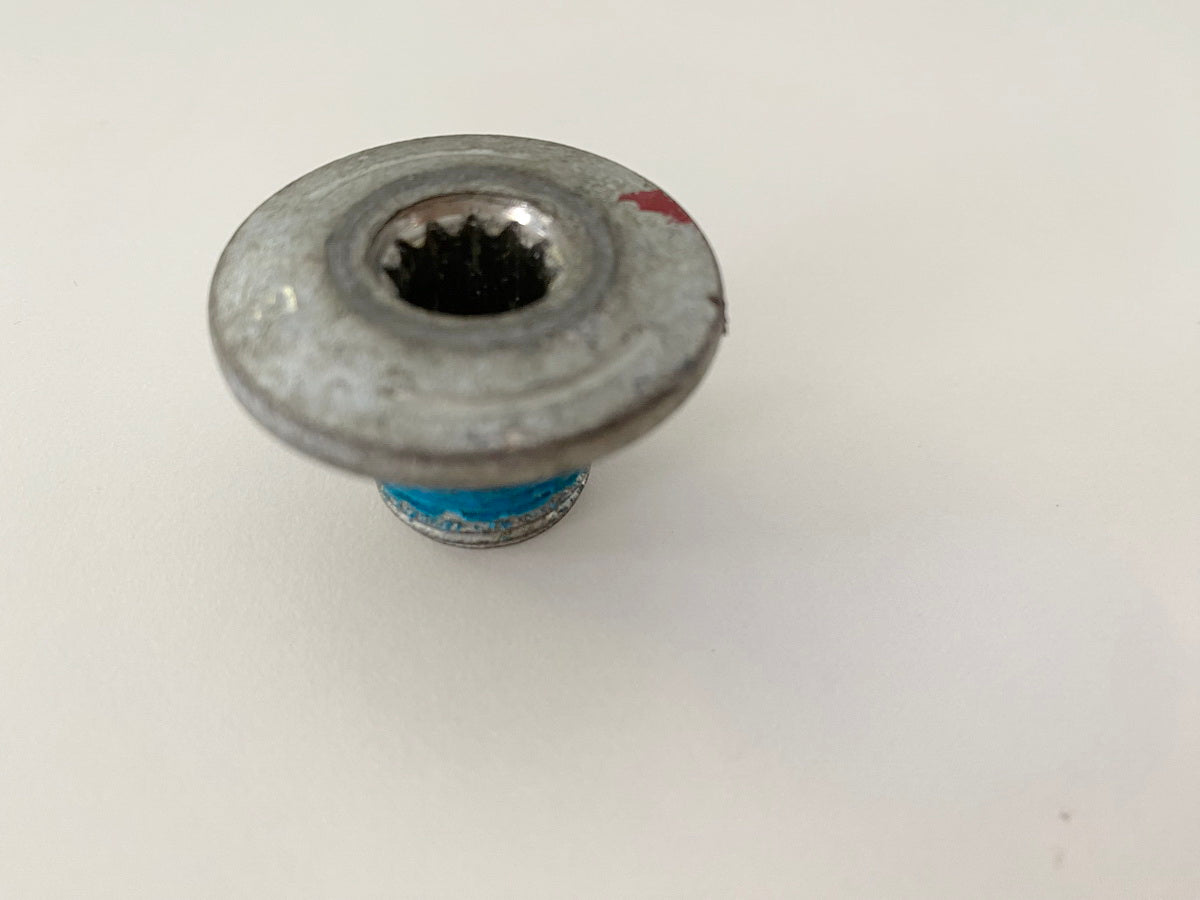 YAMAHA GTS 1000 4BH Screw