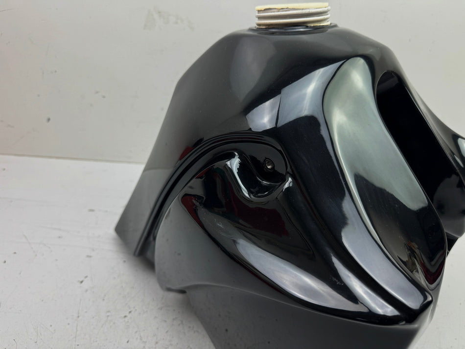 YAMAHA TT 600 E 4GV (4LW) Tank Kraftstofftank Benzintank schwarz Sprittank