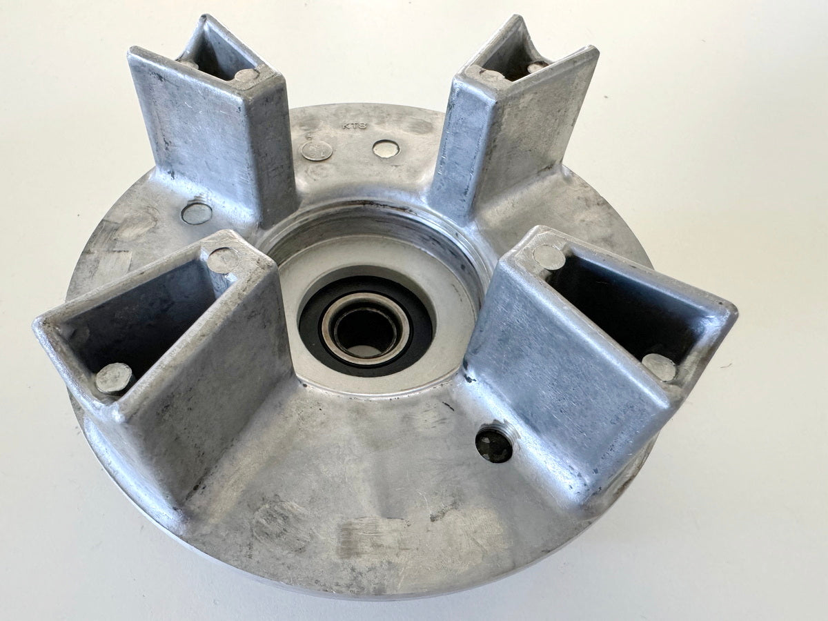 HONDA CBR 600 PC19 PC23 Kettenradträger Aufnahme Kettenrad Abtriebsflansch