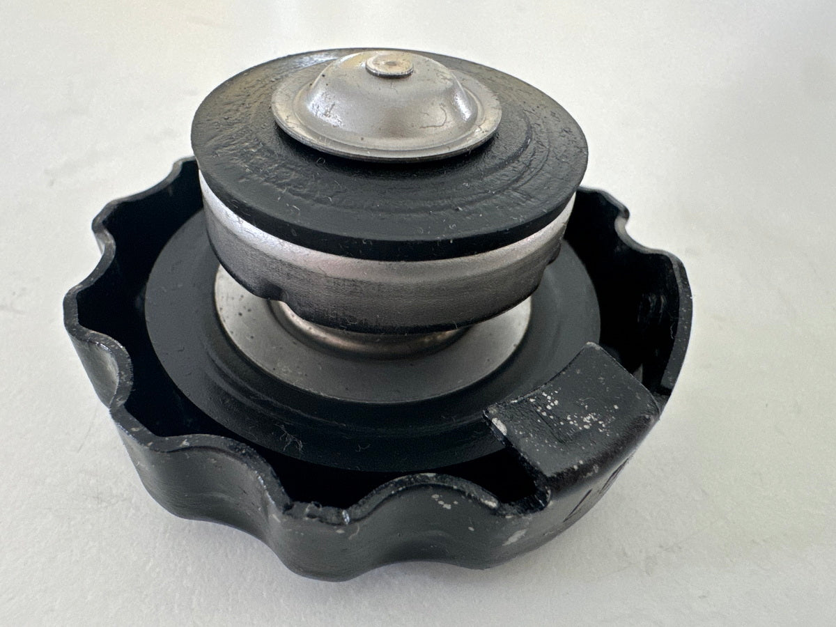 Triumph Street Triple 675 D67LD Kühlerdeckel Deckel Kühler Verschluß Cover 07-12
