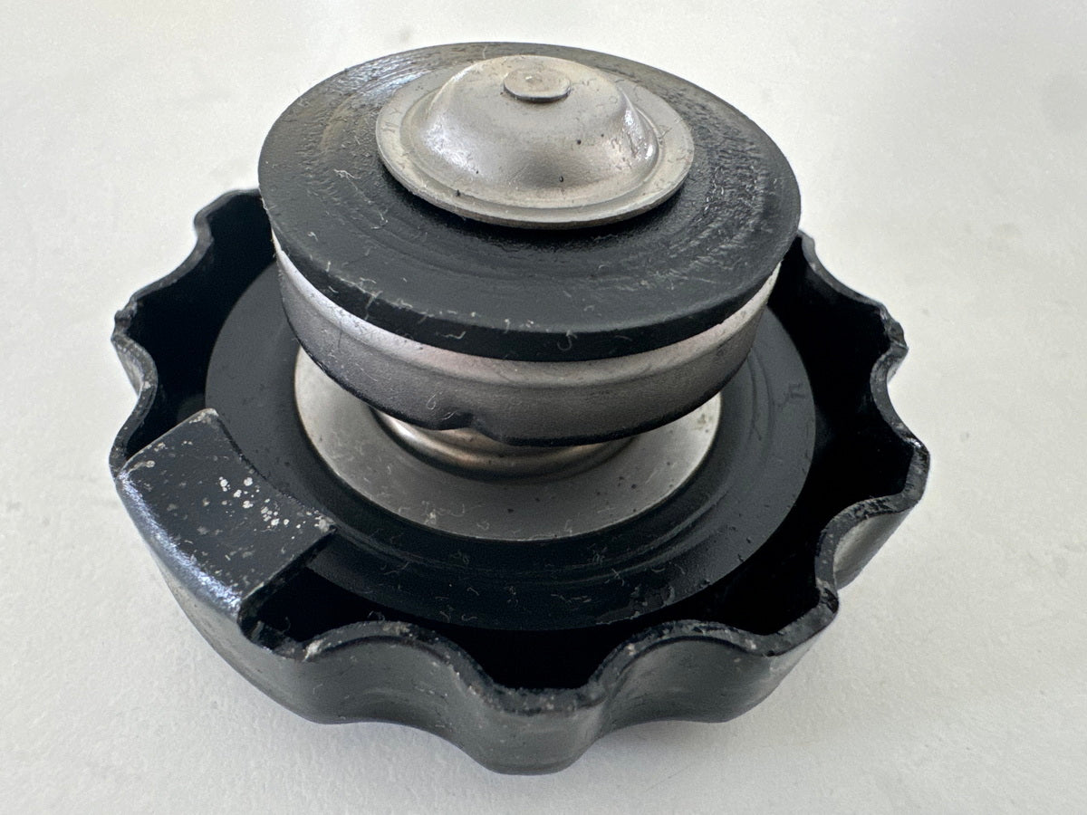 Triumph Street Triple 675 D67LD Kühlerdeckel Deckel Kühler Verschluß Cover 07-12