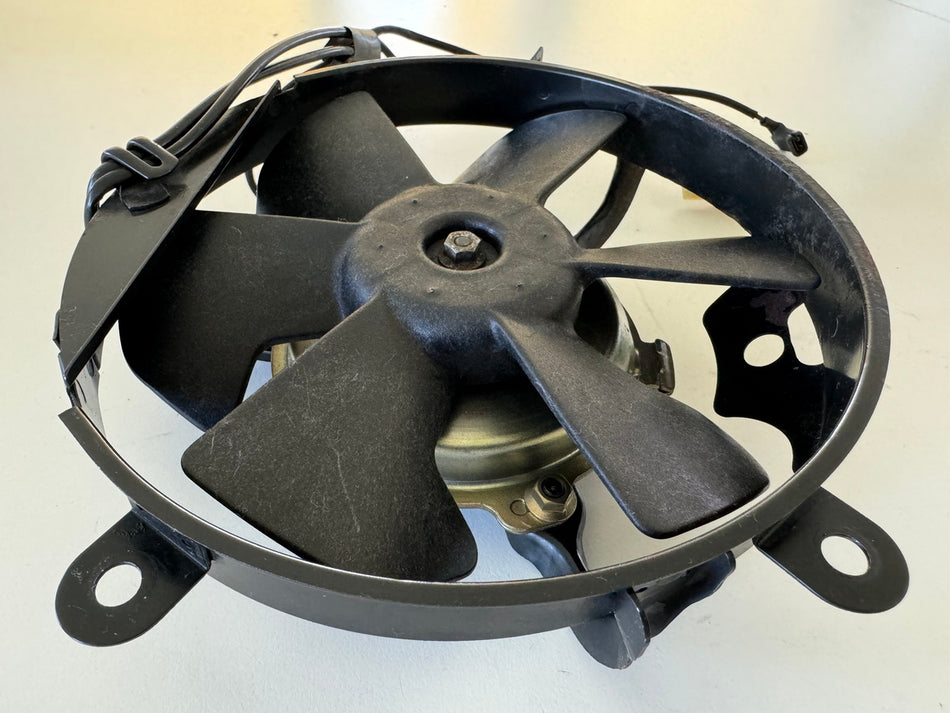 HONDA CBR 600 PC19 PC23 Lüftermotor Motor Gebläse Lüfter Ventilator (für Kühler)