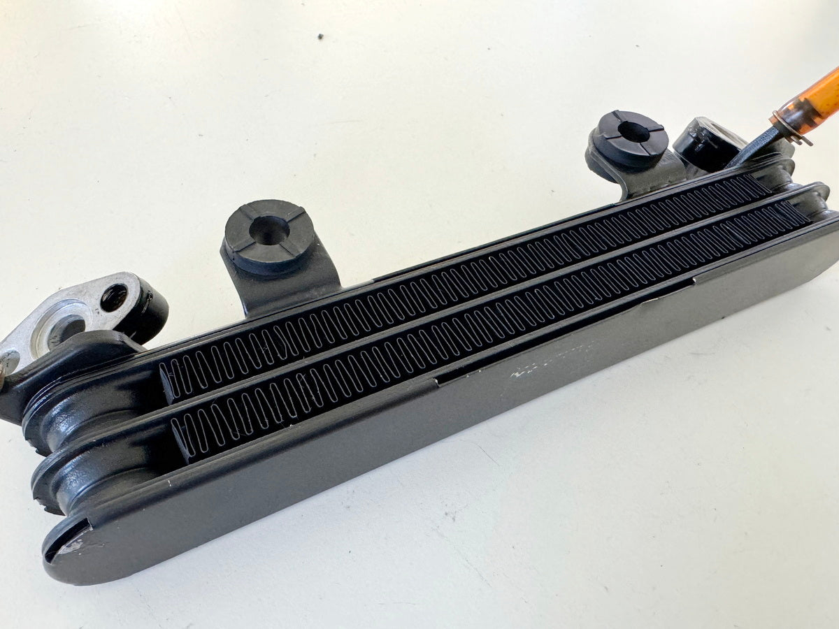HONDA CBR 600 PC19 PC23 Ölkühler original Oil Cooler Kühler Öl für Motor