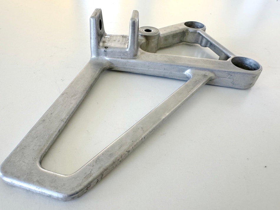 HONDA CBR 600 PC19 PC23 Soporte estribera lado izquierdo para piloto Placa de sujeción estribera