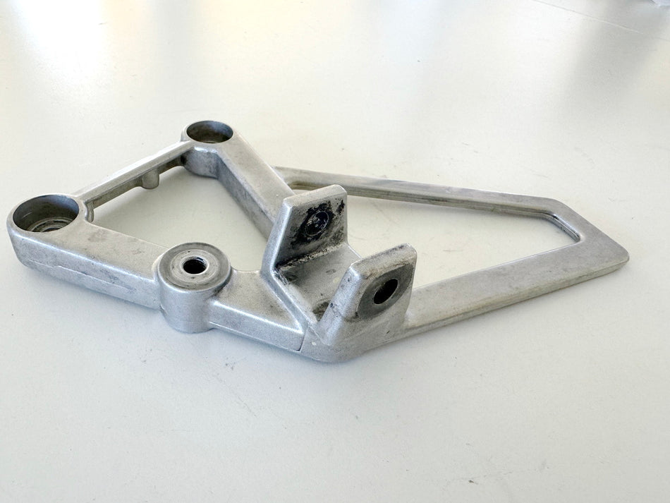 HONDA CBR 600 PC19 PC23 Soporte estribera lado izquierdo para piloto Placa de sujeción estribera
