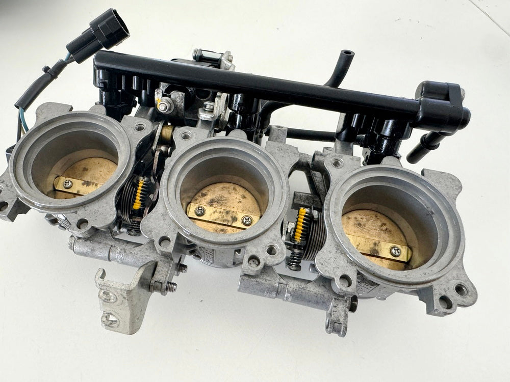 Triumph StreetTriple 675 D67LD Einspritzanlage Drosselkörper Drosselklappe 07-12