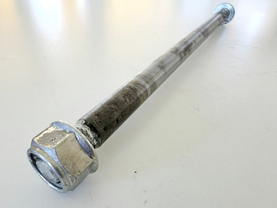 HONDA CBR 600 PC19 PC23 Schwingachse Achse Schwinge Mutter Lagerbolzen (Rahmen)