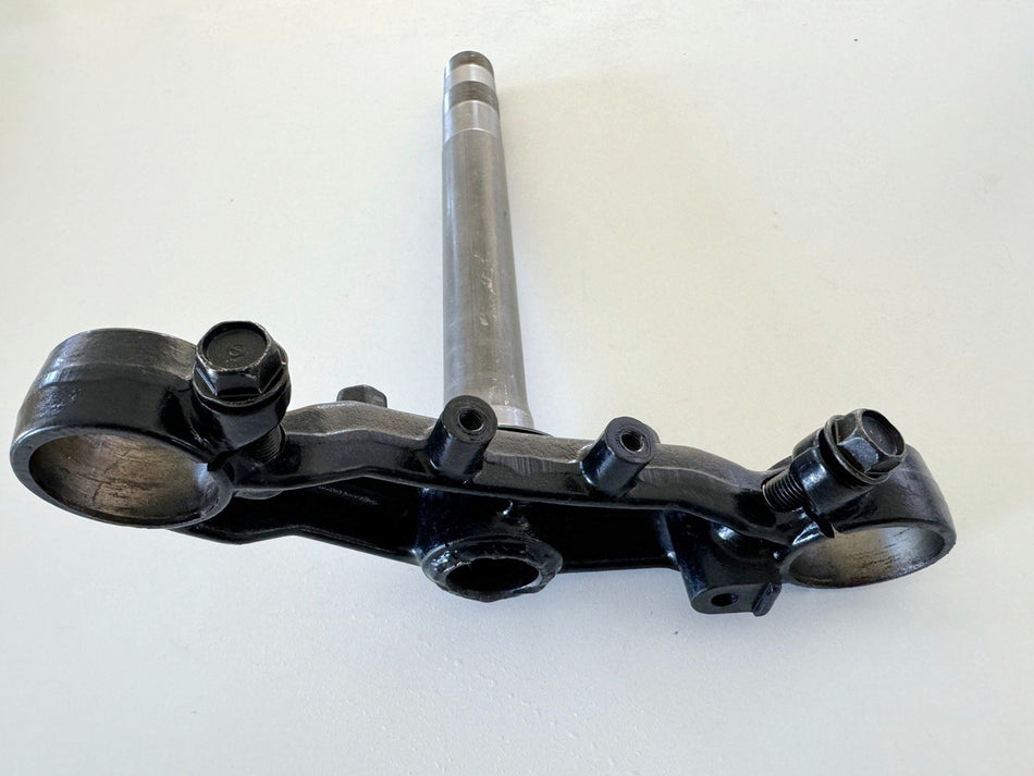 HONDA CBR 600 PC19 PC23 Tija inferior sin accidentes para horquilla de la horquilla