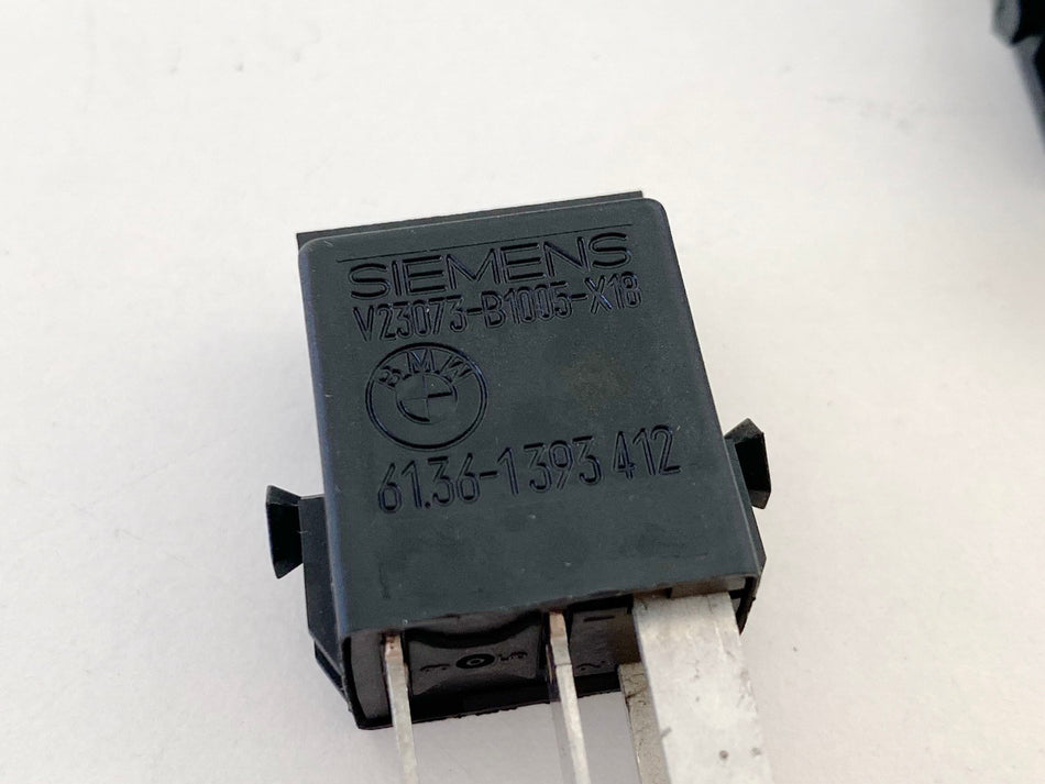 BMW R 1100 RT 259 Siemens Relay - Black Normally Open Set of 4 Pieces