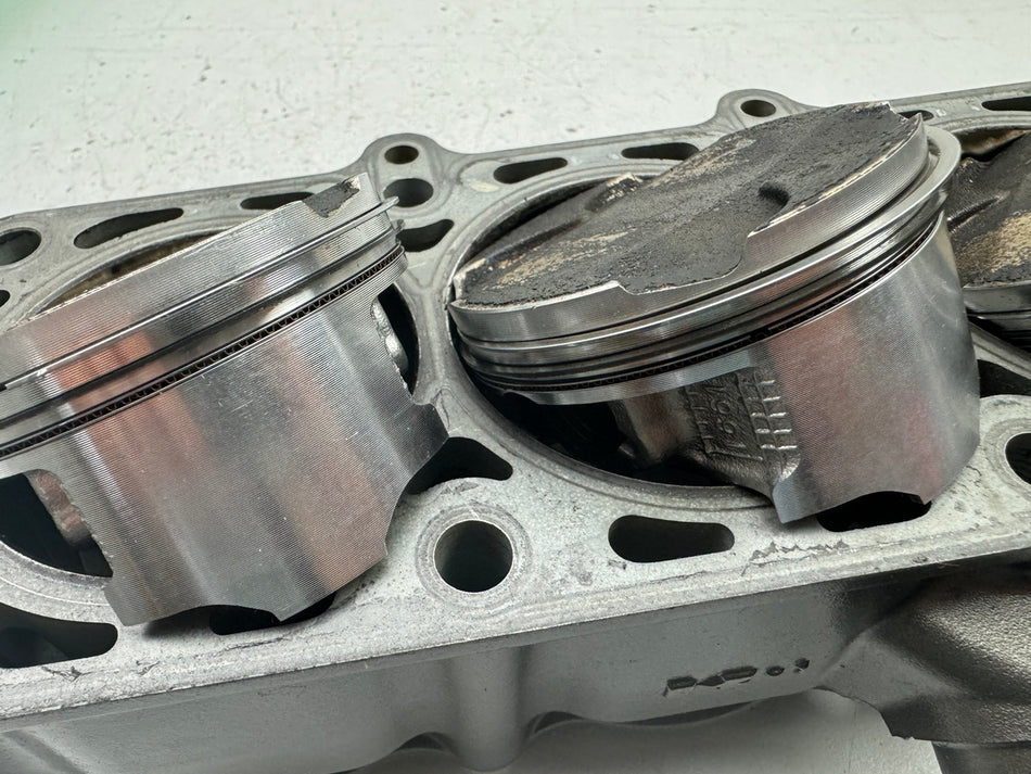 KAWASAKI Z1000 ZRT00A Juego de cilindros y pistones para motor 35417 km 03-06