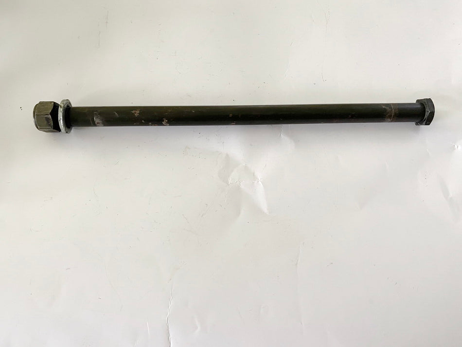 YAMAHA YZF 600 4TV THUNDERCAT Swingarm Pivot Axle Swingarm (for frame)