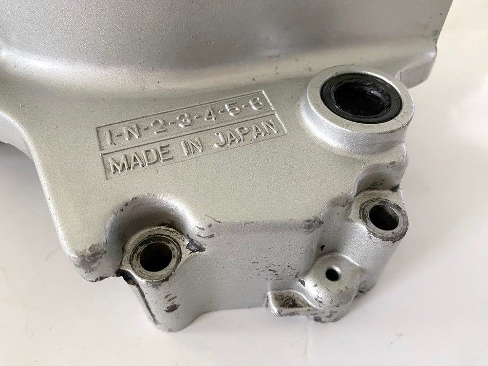YAMAHA YZF 600 4TV THUNDERCAT Ritzelabdeckung Cover Motor Motordeckel Deckel