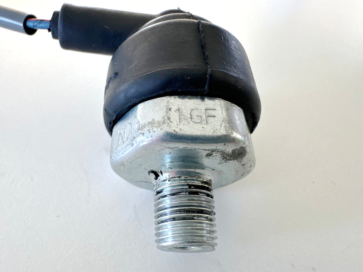 HONDA CBR 600 PC19 PC23 Interruptor de presión de aceite (para el circuito de aceite del motor)