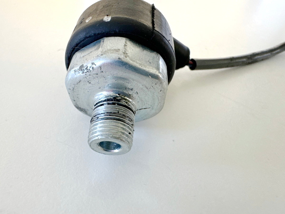 HONDA CBR 600 PC19 PC23 Interruptor de presión de aceite (para el circuito de aceite del motor)
