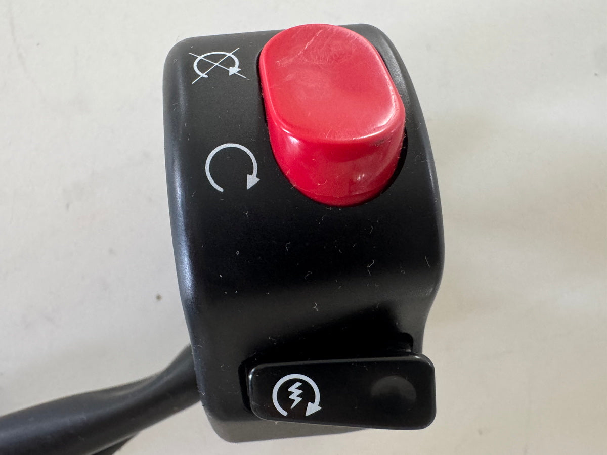 Triumph Street Triple 675 D67LD Lenkerschalter rechts Schalter Not Aus 07-12