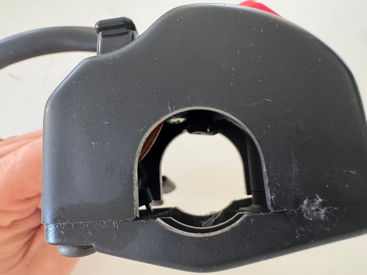 Triumph Street Triple 675 D67LD Lenkerschalter rechts Schalter Not Aus 07-12
