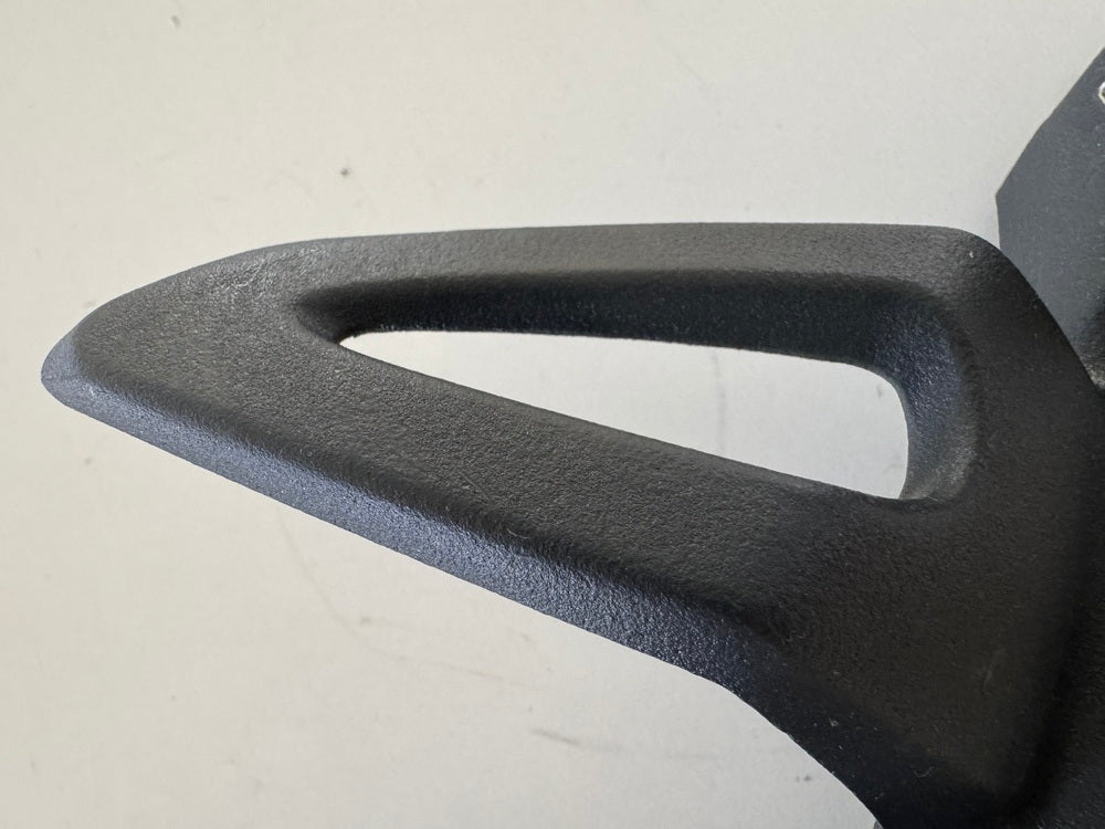 Triumph Street Triple 675 D67LD Fußrastenanlage hi. links Halter Fußraste 07-12