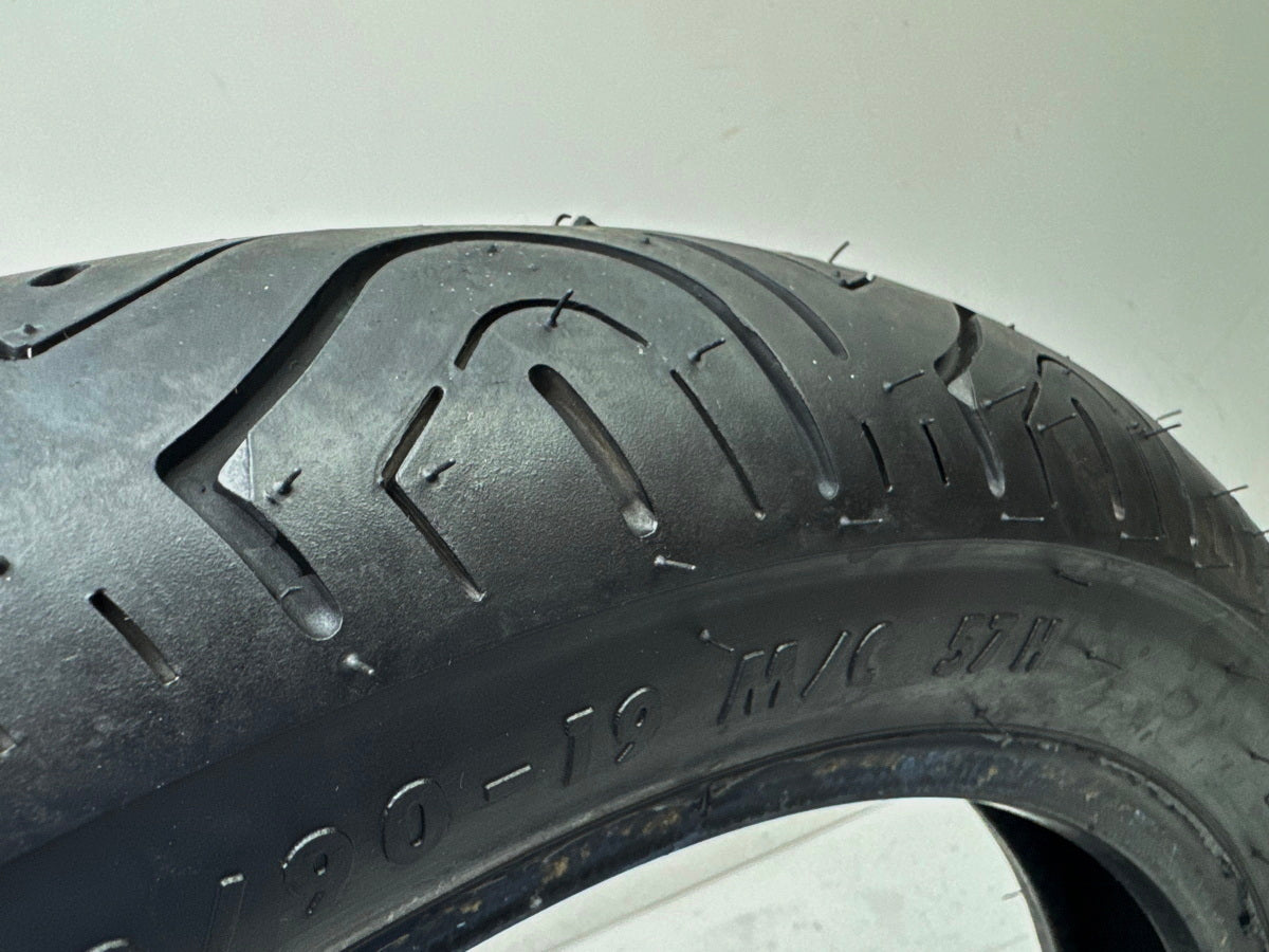 KAWASAKI EN 500 Continental Conti Milestone Reifen Satz 100/90 19 + 140/90 15