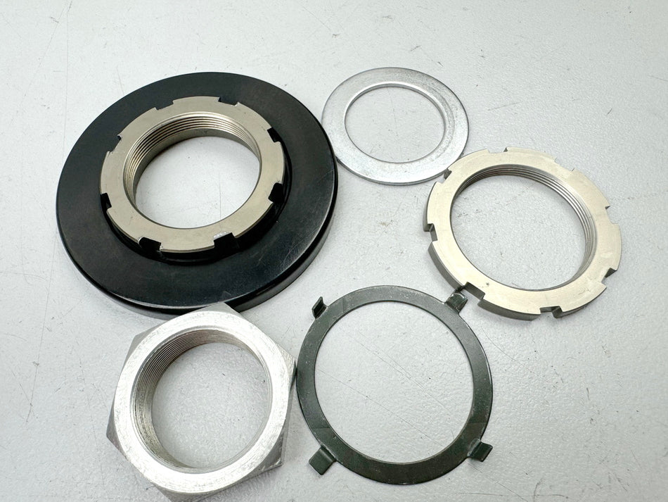 KAWASAKI ZX-6R 636 C Mutter Sicherung Lenkkopf Gabelbrücke Staubschutz  05-06