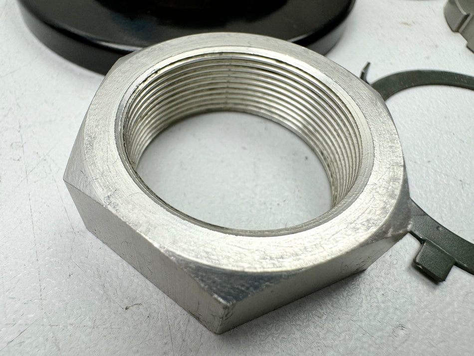 KAWASAKI ZX-6R 636 C Mutter Sicherung Lenkkopf Gabelbrücke Staubschutz  05-06