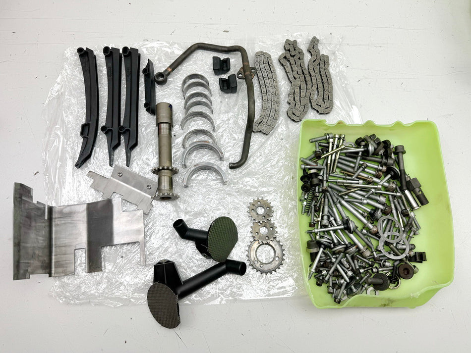 BMW R 1100 RT 259 Screws Nuts Brackets Small Parts for Engine Cylinder Housing