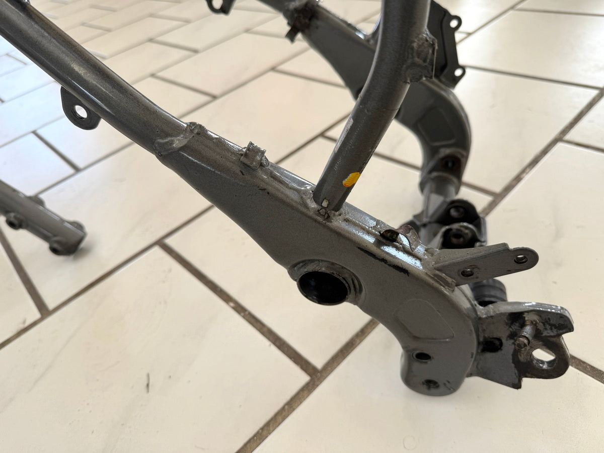 YAMAHA TT 600 E 4GV (4LW) Rahmen & Brief Vermessungsprotokoll unfallfrei