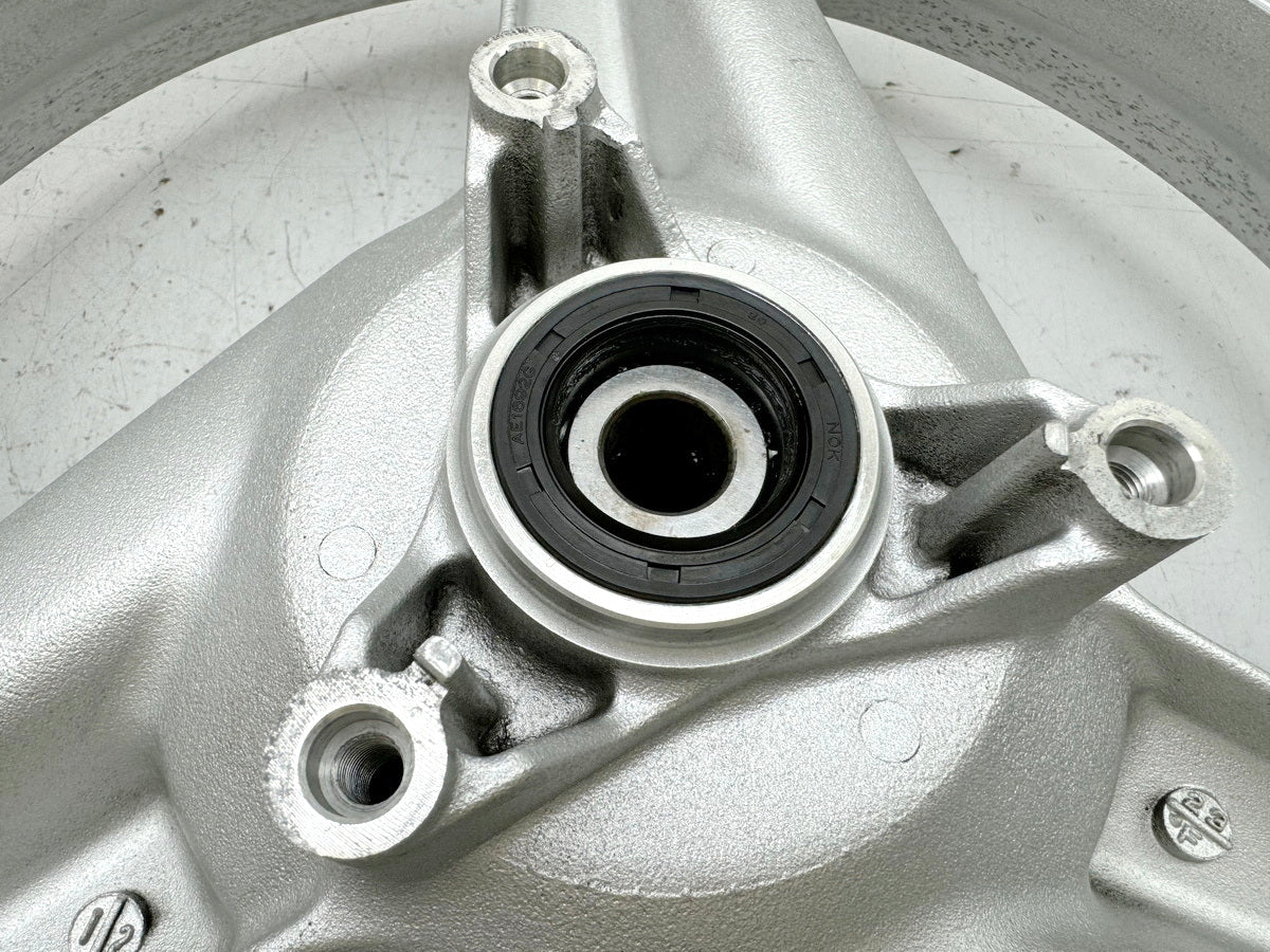 HONDA CBR 600 PC19 PC23 Llanta trasera Rueda trasera 17P J 17 x MT 3.50 sin accidentes