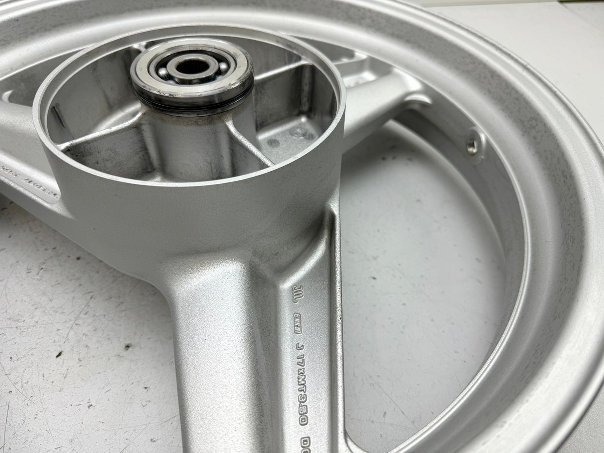HONDA CBR 600 PC19 PC23 Llanta trasera Rueda trasera 17P J 17 x MT 3.50 sin accidentes