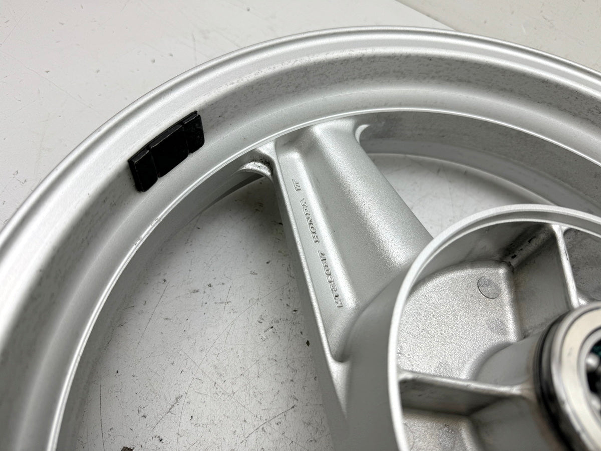 HONDA CBR 600 PC19 PC23 Llanta trasera Rueda trasera 17P J 17 x MT 3.50 sin accidentes