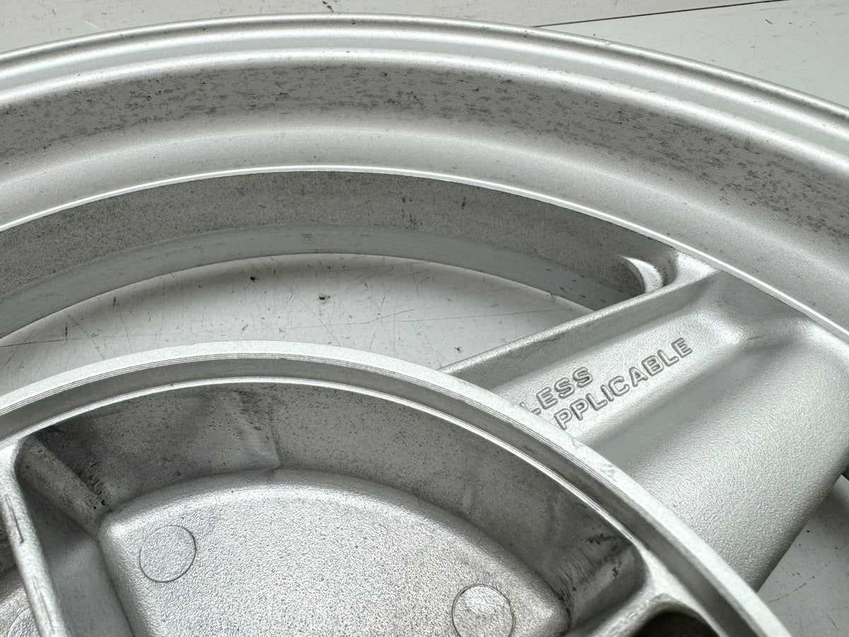 HONDA CBR 600 PC19 PC23 Llanta trasera Rueda trasera 17P J 17 x MT 3.50 sin accidentes