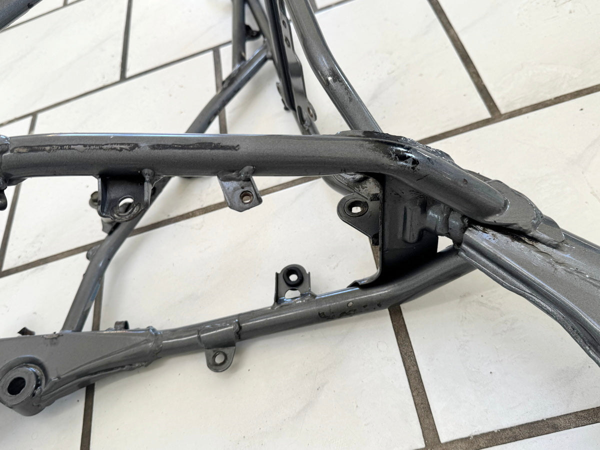 YAMAHA TT 600 E 4GV (4LW) Rahmen & Brief Vermessungsprotokoll unfallfrei