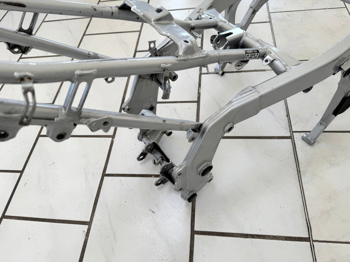 HONDA CBR 600 PC19  Rahmen & Brief Vermessungsprotokoll Dokumente unfallfrei