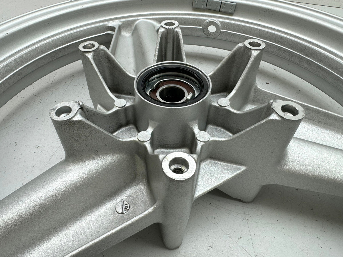 HONDA CBR 600 PC19 PC23 Llanta delantera Rueda delantera 99N J 17 x MT 2.50 sin accidentes