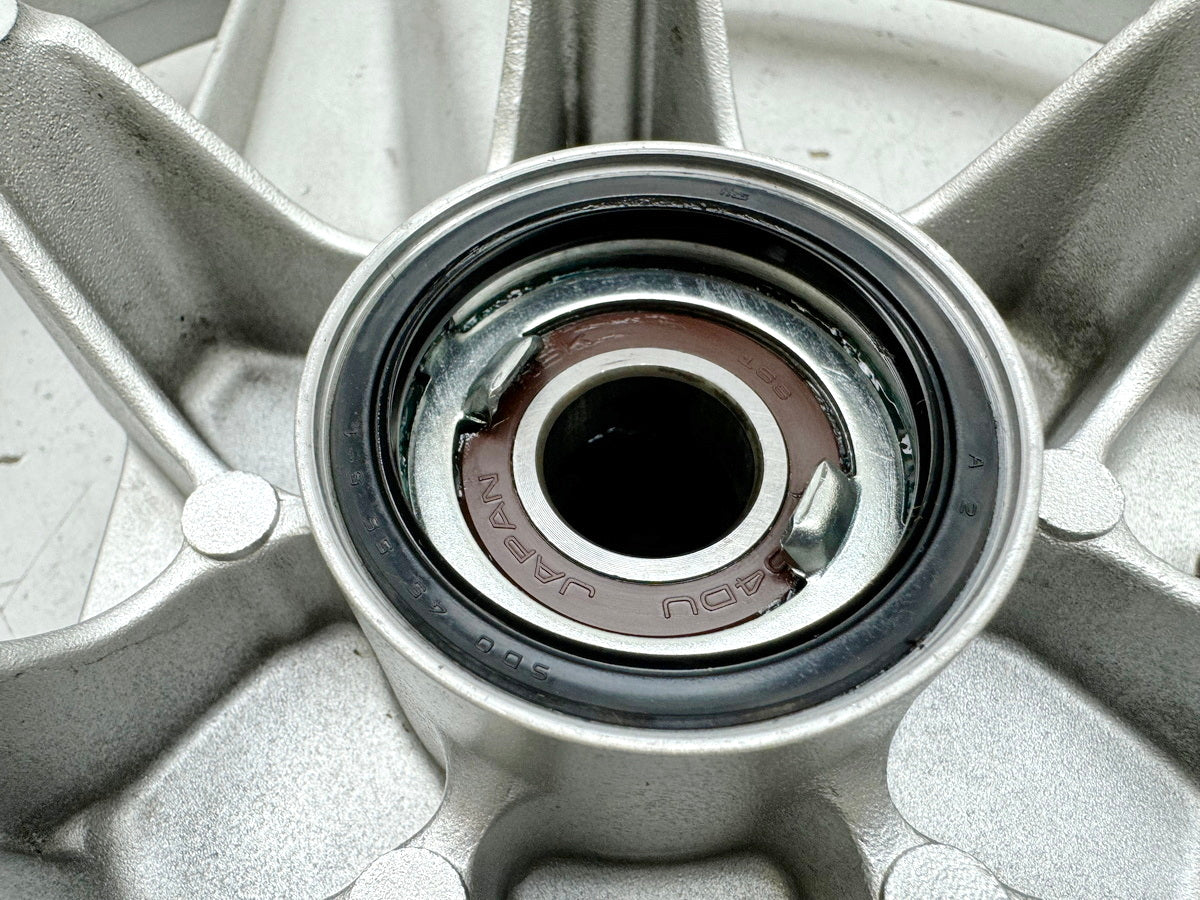 HONDA CBR 600 PC19 PC23 Llanta delantera Rueda delantera 99N J 17 x MT 2.50 sin accidentes