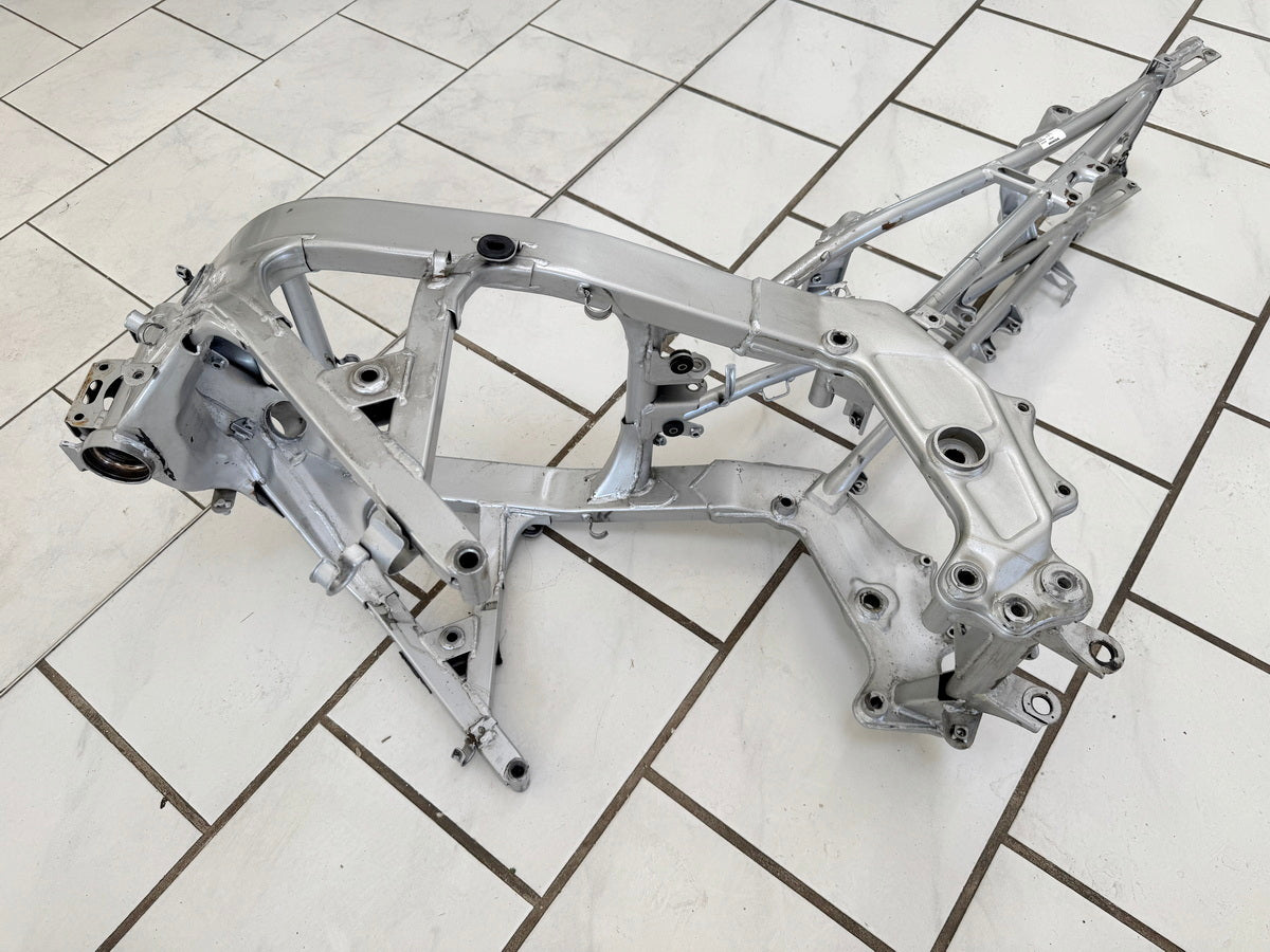 HONDA CBR 600 PC19  Rahmen & Brief Vermessungsprotokoll Dokumente unfallfrei