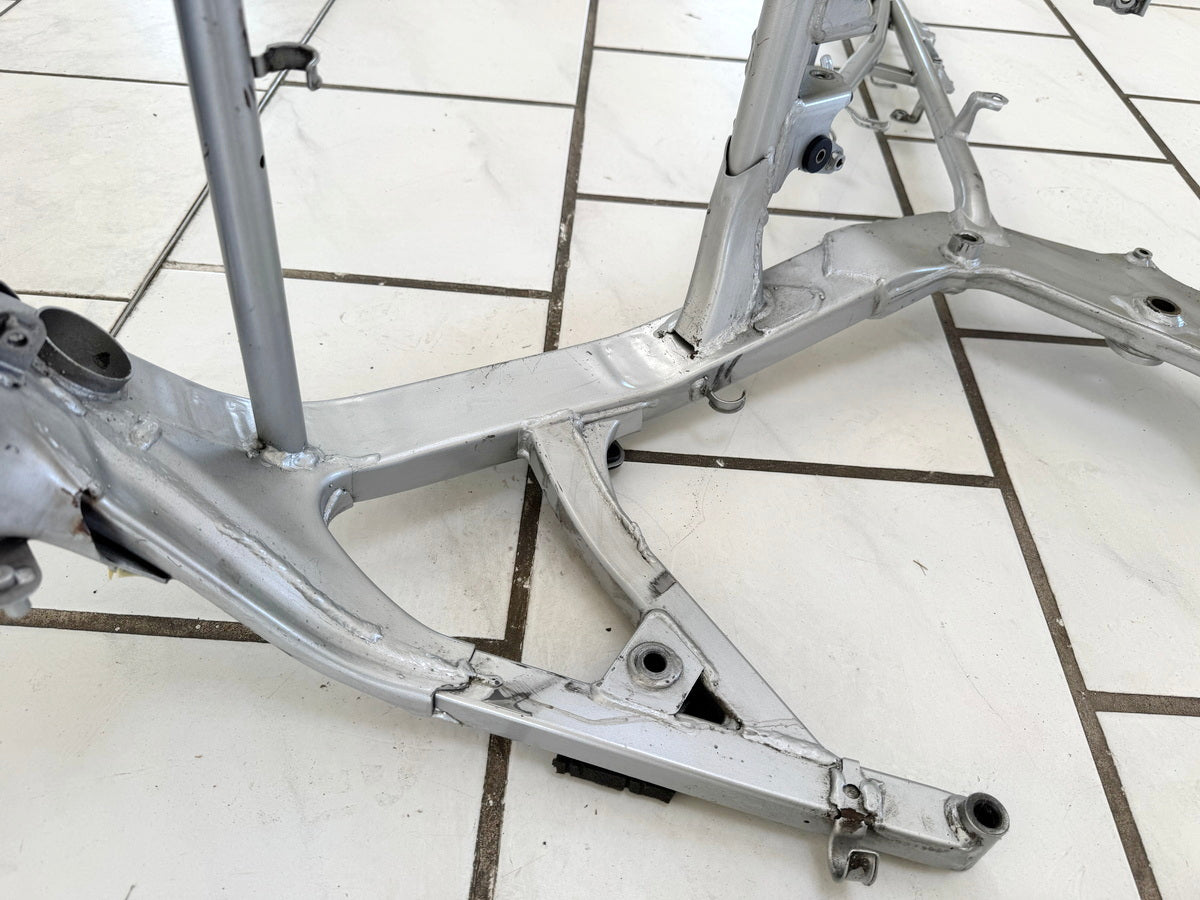HONDA CBR 600 PC19  Rahmen & Brief Vermessungsprotokoll Dokumente unfallfrei