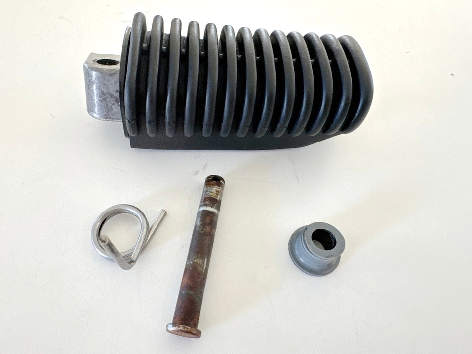 BMW R 1100 RT 259 estribera derecha del conductor, goma de estribera original